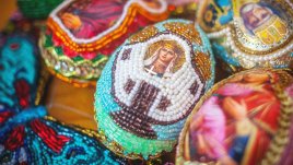 На Велика събота също боядисваме яйца