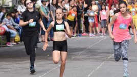 Стотици деца спортуваха със своите родители на „Детска игриада“ 2018