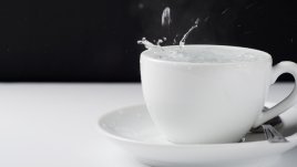 8 неща, които се случват в тялото, когато пием топла вода