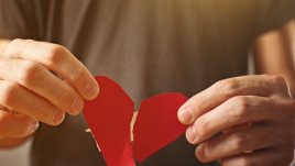 Годеницата ми роди дете от брат ми