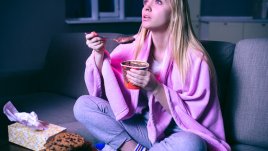 Как да спрете да ядете през нощта или късно вечер?