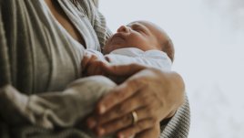 Кои са най-необходимите неща, които ще ви трябват след раждане?