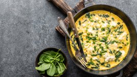 Омлет със спанак и пармезан 