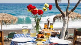 Правила за хранене, които можем да научим от гърците