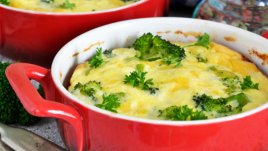 Кето пилешко с броколи на фурна 