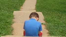 Какво подсказват коремните болки при децата