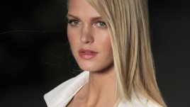 Маска за стегнати пори с червено вино