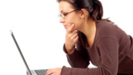 Измамници ухажват жени онлайн и им вземат парите