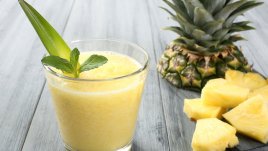 Ананасово смути за отслабване