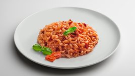 Мексикански червен ориз с домати