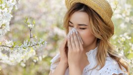 10 симптома на пролетни алергии, които може да объркате с настинка