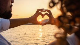 10 знака, че сте пристрастени към влюбването 