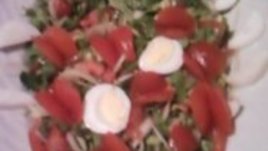 Салата с домати и лук