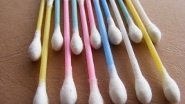 За какво подсказва видът на ушната кал 