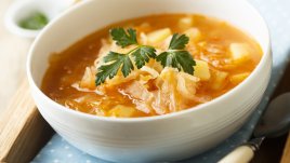 Зелева супа със зеленчуци 