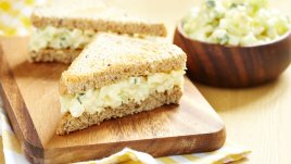 Яйчена салата за сандвичи 