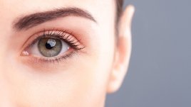 Как да стегнете отпуснатите клепачи?