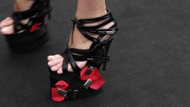 Какви обувки трябва да имаме това лято