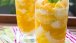 Пухкав сметанов крем с манго