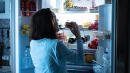 Кое е по-вредно – да ядете късно или да си легнете гладни?