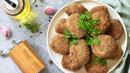 Пилешки кюфтенца с майонеза 