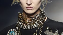 Бижута от метал и камъни – хит в колекциите есен-зима 2013-2014