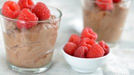 Шоколадов мус с малини