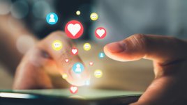 Защо някои хора търсят физически контакт с бившите си, въпреки лошия край?