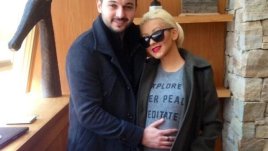 Кристина Агилера роди момиченце