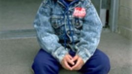 Обърни ми внимание или ще стрелям