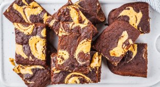 Брауни с банани и фъстъчено масло