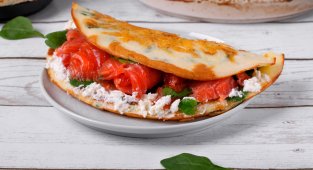 Солени протеинови палачинки с извара