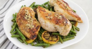 Бърза рецепта: Пиле с чесън и зелен фасул