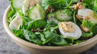 Салата с варени яйца, от която се слабее