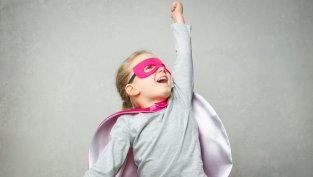 Най-ценният урок: как да изградите самочувствие у дъщеря си