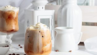 Фрапе с кафе ликьор