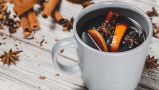 Коледен глювайн (греяно вино)