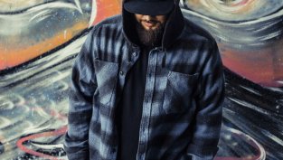 От хип-хоп клубовете в Харлем до подиумите на Висшата мода – историята на streetwear стила