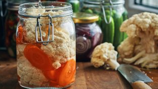 Пикантна туршия от карфиол