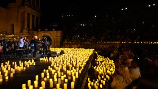 Два часа публиката пя джаз с Боби Вълчев и Клод Джей Уудс от Earth Wind&Fire 