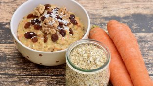 Овесена каша с вкус на морковена торта