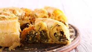 Баница със сирене и спанак за Еньовден