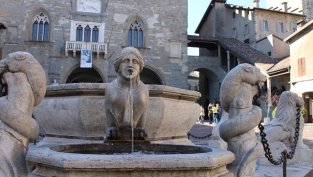 Бергамо – перла в черупка от гранит