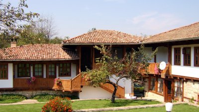 Завръщане в чудната България