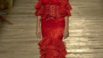 Вдигнаха „циганска сватба” на Античния театър