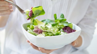 Полезни храни забавят побеляването на косата