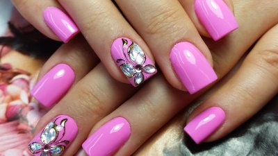 Розово и лилаво в маникюра за пролетта