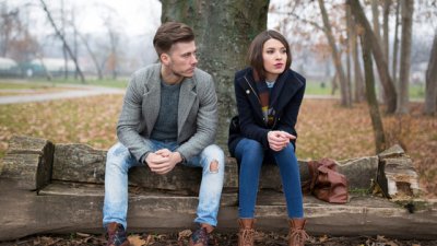 Емоционално зависими или влюбени?