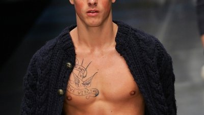 Защо жените харесват лоши момчета?