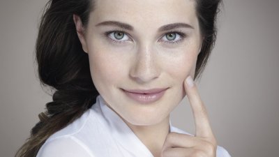 Иновация в антистареещата грижа намалява бръчките